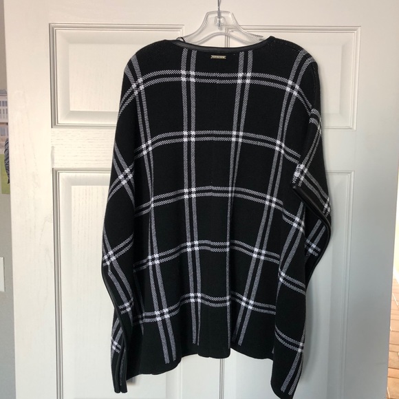 NWOT Michael Kors Poncho/Sweater - Picture 2 of 3